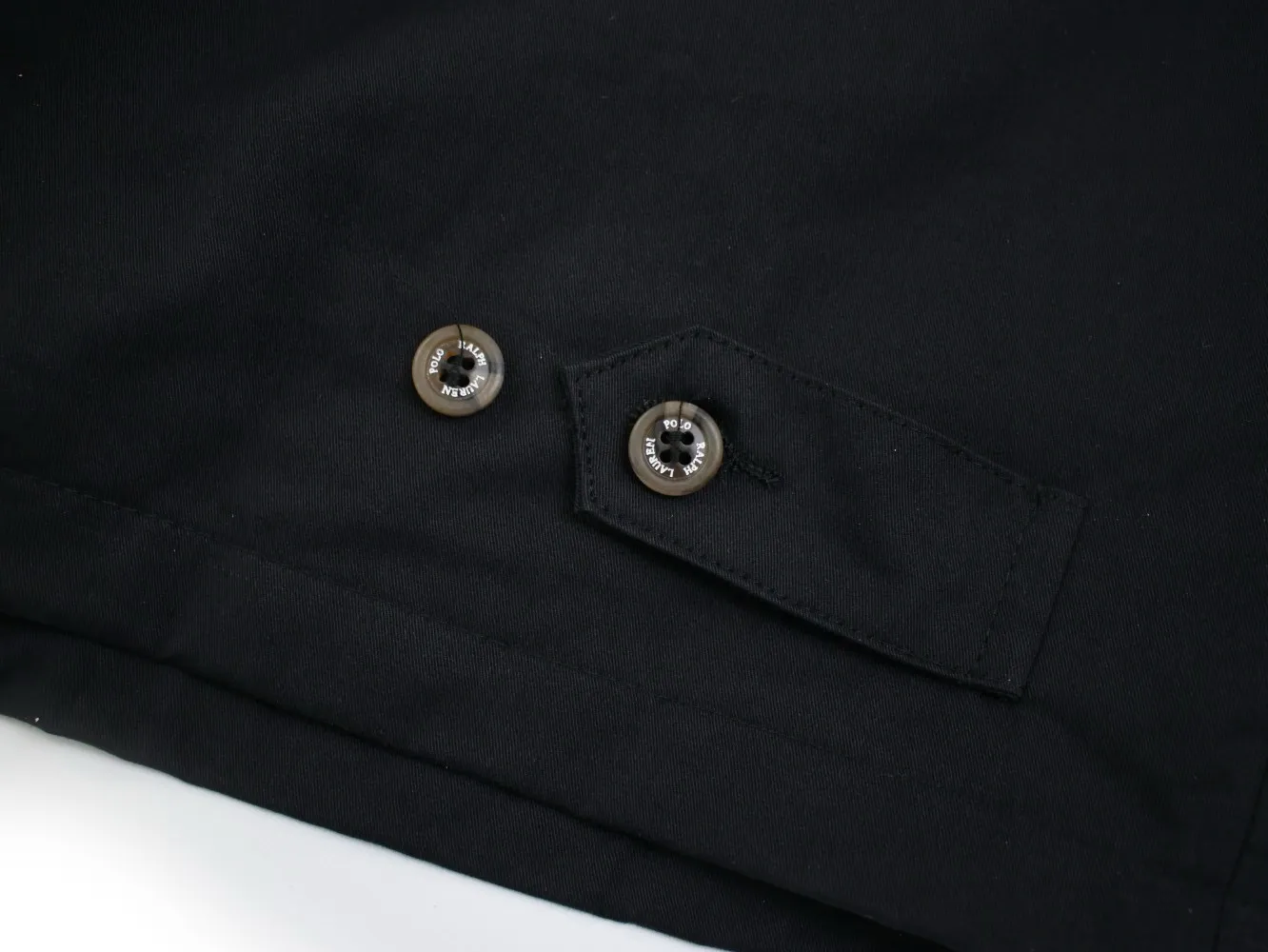 🅿️330 new model number: B12 Ralph Lauren's new 2024 classic old money style stand collar executive zipper jacket 1️⃣Selected from high-quality original developed pure cotton fabrics, with customized plaid lining inside, the overall wearing effect is very soft and comfortable, 2️⃣The workmanship details are perfectly controlled, the chest is exquisitely embroidered with small logos, and the dropped shoulders are made of splicing technology to create a unique design style that highlights your personality! The version is simple but not simple! 3️⃣ Complete with tag accessories, unisex design, and a very versatile jacket for men and women! Color: black, navy, khaki, green Size: S, M, L, XL